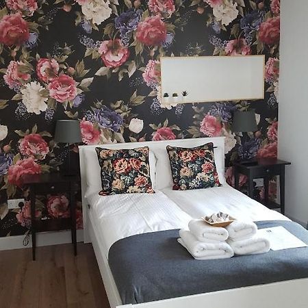 Pasta Factory Guest Rooms غالواي المظهر الخارجي الصورة