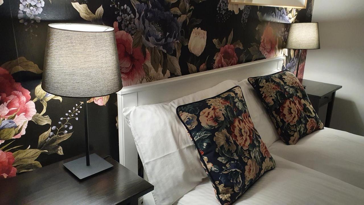 Pasta Factory Guest Rooms غالواي المظهر الخارجي الصورة