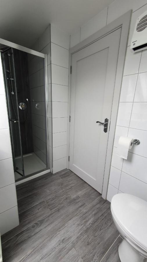 Pasta Factory Guest Rooms غالواي المظهر الخارجي الصورة